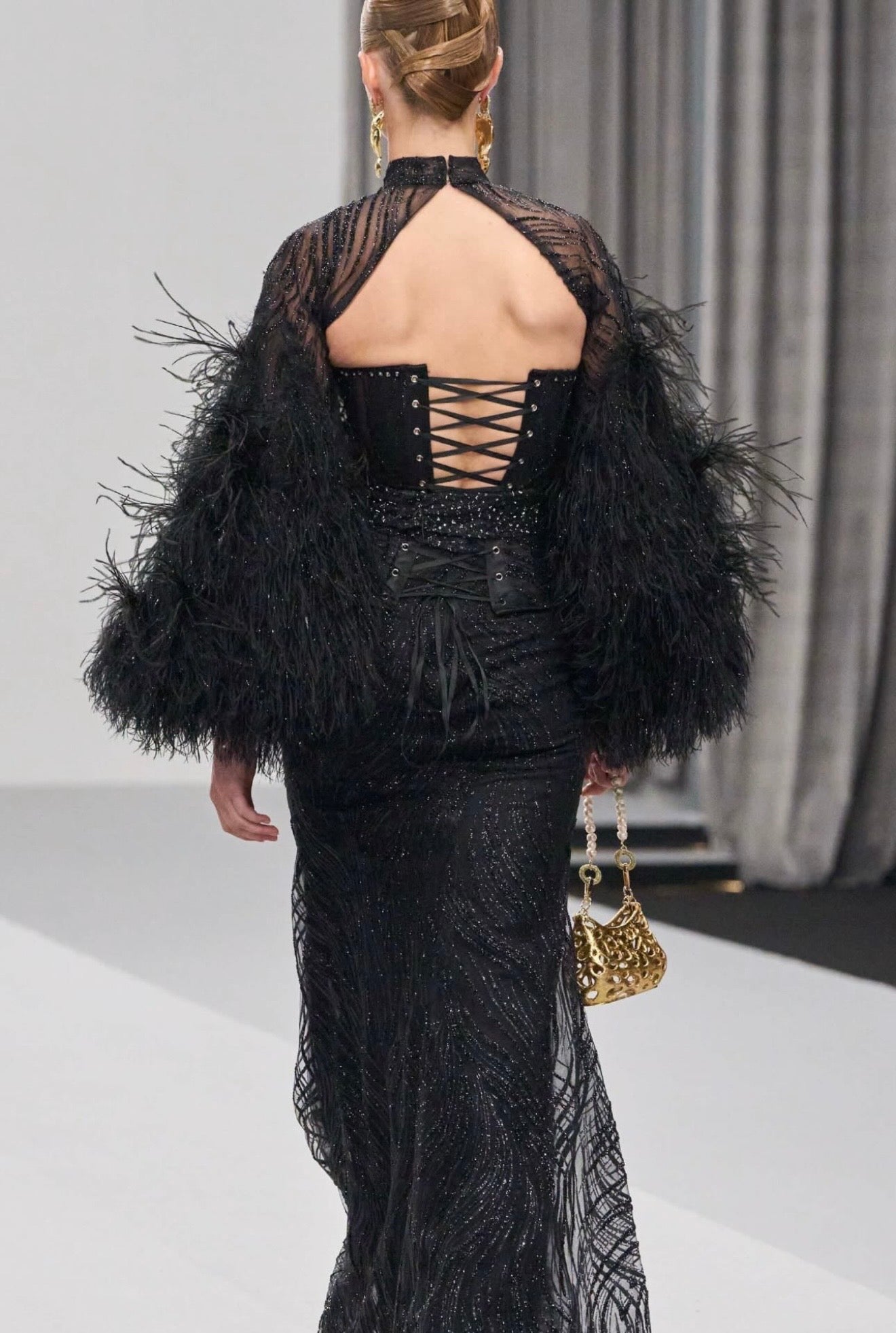 Sculptural Bag “Dios Solar” 22k - PREORDER