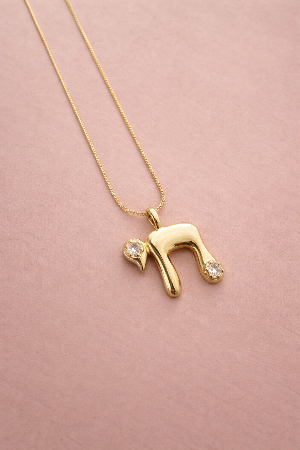 Cadena Chai minimalista