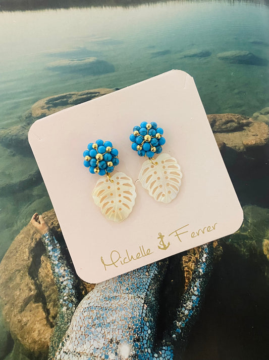 Aretes Diana turquesa monstera nacar