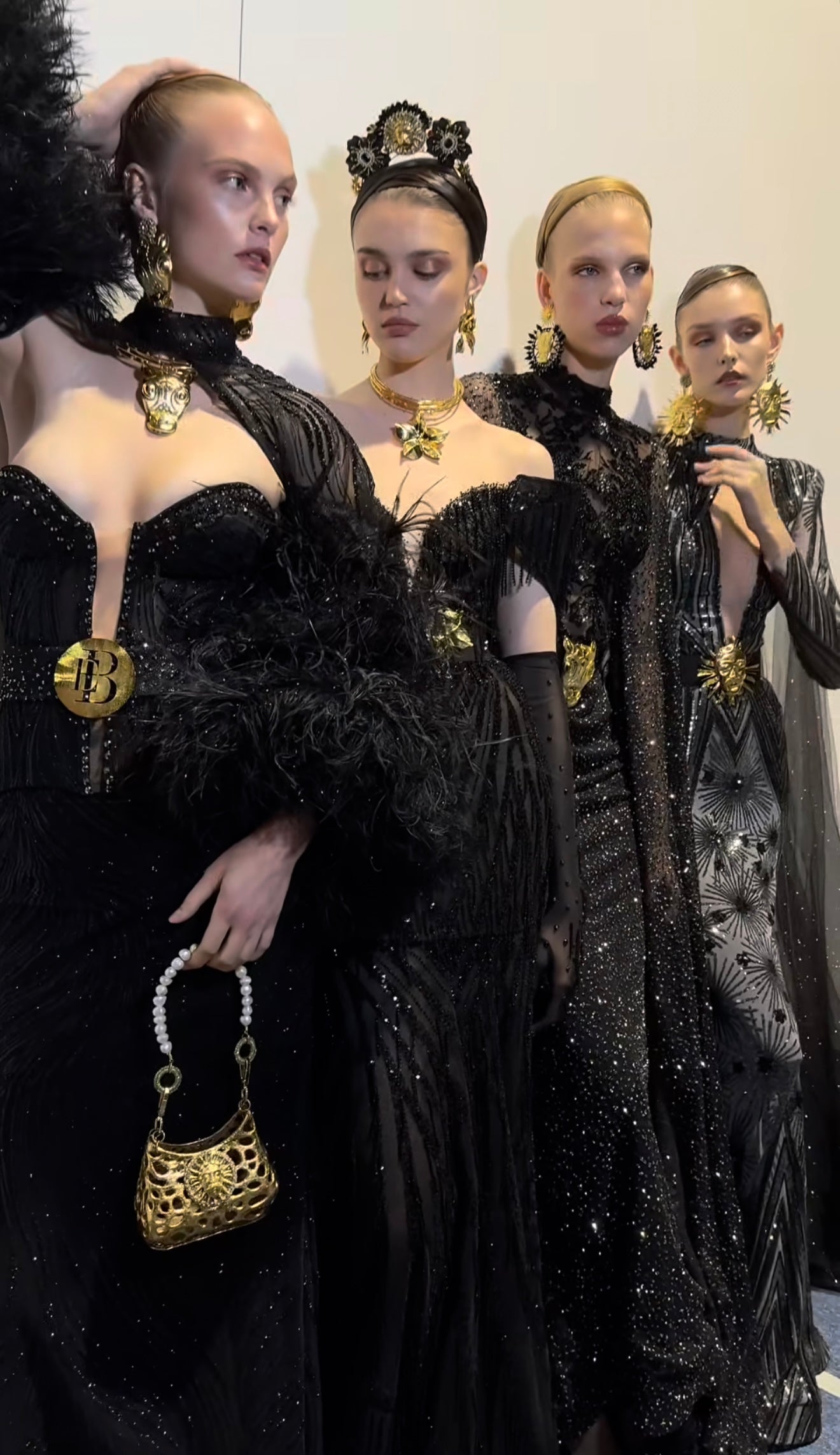 Sculptural Bag “Dios Solar” 22k - PREORDER